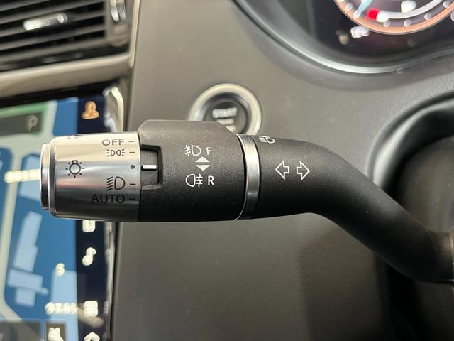 Eペイス R‐ダイナミック SE D200 MERIDIANオーディオ 純正ナビ AppleCarplay 360°カメラ アダプティブクルーズコントロール レーンキープアシスト ブラインドスポットモニター レザーシート シートヒーター(18枚目)