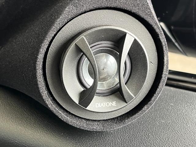 Eペイス R‐ダイナミック SE D200 MERIDIANオーディオ 純正ナビ AppleCarplay 360°カメラ アダプティブクルーズコントロール レーンキープアシスト ブラインドスポットモニター レザーシート シートヒーター(25枚目)