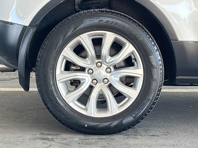 レンジローバーイヴォーク ＳＥ　純正ナビ　３６０°カメラ　フルセグＴＶ　電動リアゲート　ハーフレザーシート　ＭＥＲＩＤＩＡＮオーディオ　クルーズコントロール　パドルシフト（49枚目）