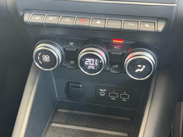 キャプチャー インテンス 純正HDDナビ 360°カメラ ETC Bluetooth/USB 運転席パワーシート 運転席/助手席シートヒーター ルーフレール オートライト コーナーセンサー 横滑り防止装置 電動格納ミラー(11枚目)