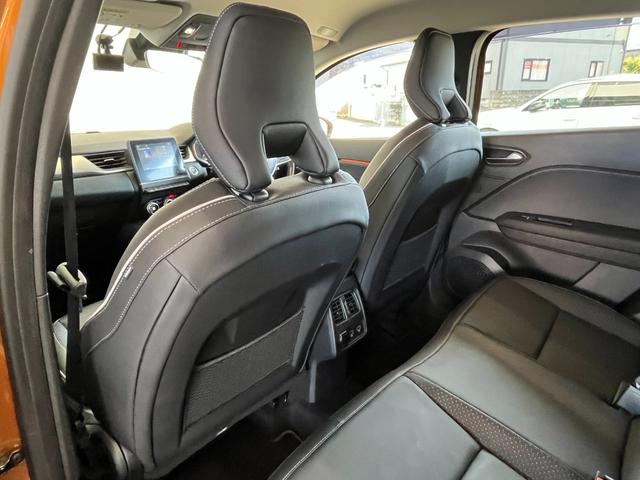 キャプチャー インテンス 純正HDDナビ 360°カメラ ETC Bluetooth/USB 運転席パワーシート 運転席/助手席シートヒーター ルーフレール オートライト コーナーセンサー 横滑り防止装置 電動格納ミラー(30枚目)