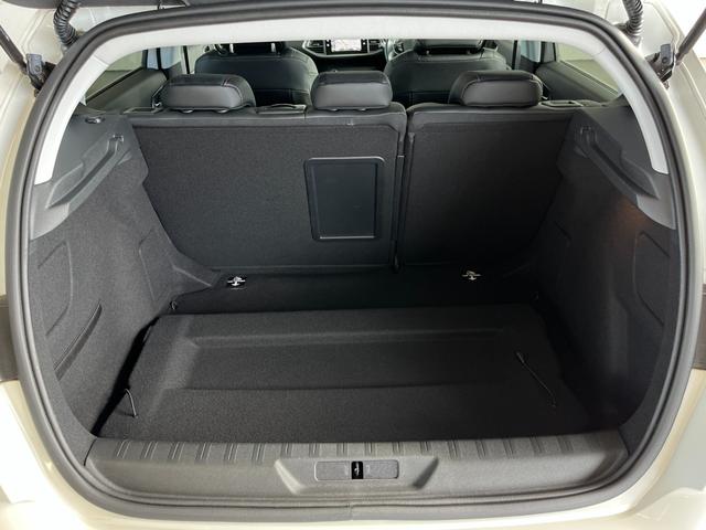 308 テックパックエディション ブルーHDi ・純正ナビ・レーンキープアシスト・アイドリングストップ・ETC・オートライト・アダプティブクルーズコントロール・ブラインドスポットモニター・コーナーセンサー・バックカメラ(33枚目)