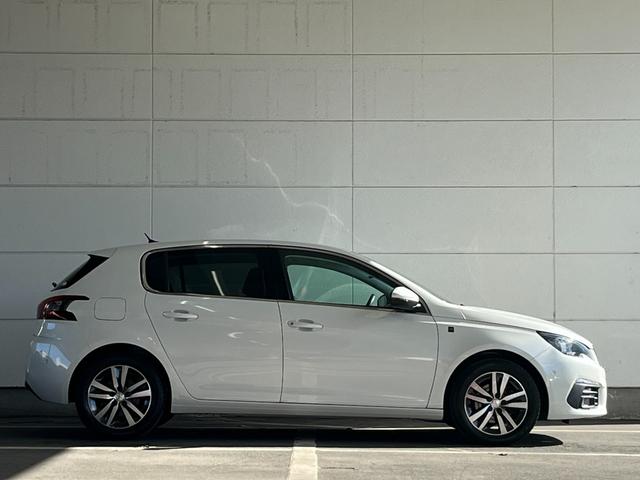 308 テックパックエディション ブルーHDi ・純正ナビ・レーンキープアシスト・アイドリングストップ・ETC・オートライト・アダプティブクルーズコントロール・ブラインドスポットモニター・コーナーセンサー・バックカメラ(40枚目)