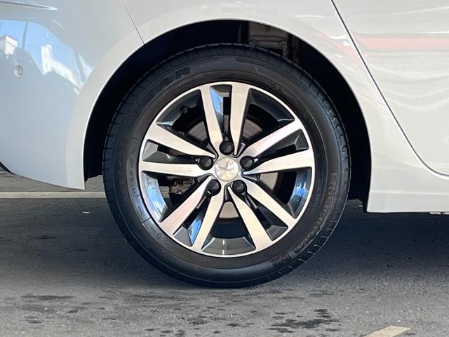 308 テックパックエディション ブルーHDi ・純正ナビ・レーンキープアシスト・アイドリングストップ・ETC・オートライト・アダプティブクルーズコントロール・ブラインドスポットモニター・コーナーセンサー・バックカメラ(47枚目)