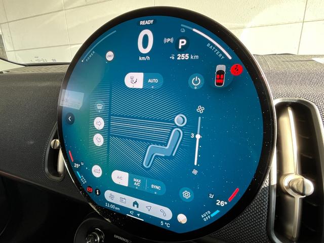 MINI SE オール4 純正ナビ アダプティブクルーズコントロール オートライト オートハイビーム パワーシート パワーバックドア フットオープナ シートヒーター シートマッサージ機能 ハーフレザー(12枚目)