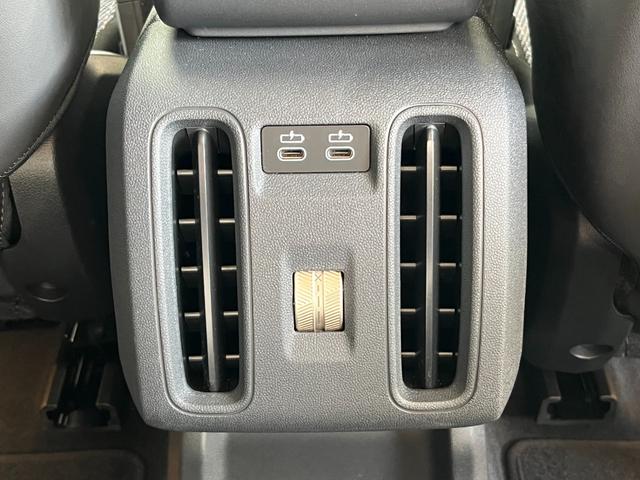 MINI SE オール4 純正ナビ アダプティブクルーズコントロール オートライト オートハイビーム パワーシート パワーバックドア フットオープナ シートヒーター シートマッサージ機能 ハーフレザー(34枚目)