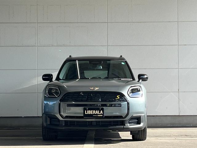 MINI SE オール4 純正ナビ アダプティブクルーズコントロール オートライト オートハイビーム パワーシート パワーバックドア フットオープナ シートヒーター シートマッサージ機能 ハーフレザー(41枚目)