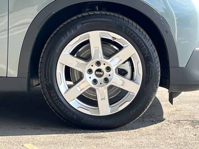 MINI SE オール4 純正ナビ アダプティブクルーズコントロール オートライト オートハイビーム パワーシート パワーバックドア フットオープナ シートヒーター シートマッサージ機能 ハーフレザー(49枚目)