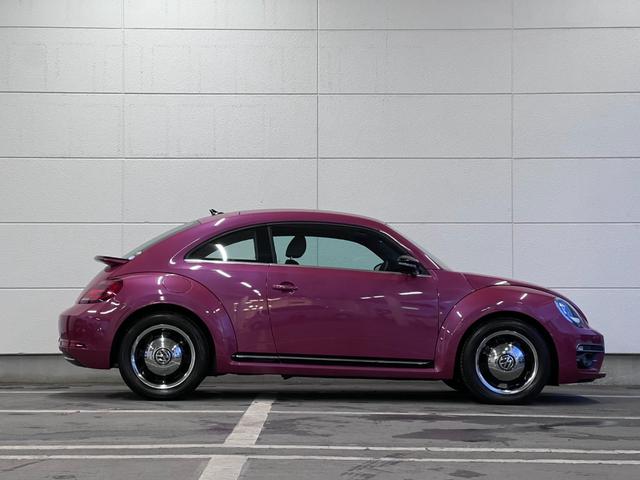 ザ・ビートル ハッシュタグピンクビートル　３００台限定車　「＃ＰｉｎｋＢｅｅｔｌｅ」特別仕様車　純正１７インチＡＷ　本革巻ステアリング　＃ＰｉｎｋＢｅｅｔｌｅ専用ファブリックシート　純ナビ　フルセグＴＶ　Ｂカメラ　クルーズコントロール　ＥＴＣ（30枚目）