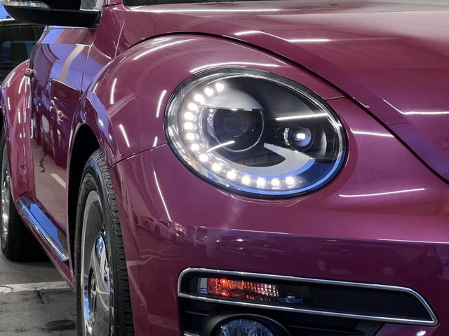 ハッシュタグピンクビートル　３００台限定車　「＃ＰｉｎｋＢｅｅｔｌｅ」特別仕様車　純正１７インチＡＷ　本革巻ステアリング　＃ＰｉｎｋＢｅｅｔｌｅ専用ファブリックシート　純ナビ　フルセグＴＶ　Ｂカメラ　クルーズコントロール　ＥＴＣ(35枚目)