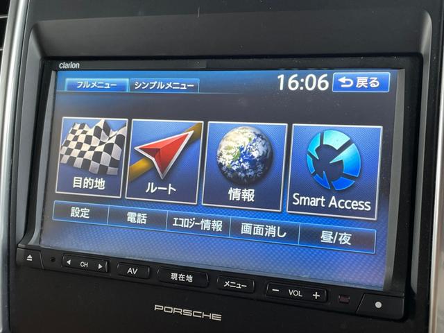 カイエン ベースグレード　スポーツクロノ　ＢＯＳＥサウンド　純正ナビ　Ｂ／Ｓカメラ　ベージュレザーシート　シートヒーター　パワーシート　ＨＩＤオートライト　クルコン　ウッドコンビステア　純正１８インチＡＷ（9枚目）