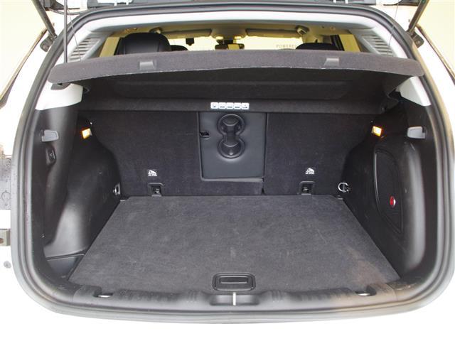 ジープ・コンパス リミテッド　Ｂｅａｔｓ　Ａｕｄｉｏプレミアムサウンドシステムスピーカー　アダプティブクルーズコントロール　車線逸脱警報プラス　前面衝突警報　ブラインドスポット　純正ナビ　ＡｐｐｌｅＣａｒＰｌａｙ（9枚目）