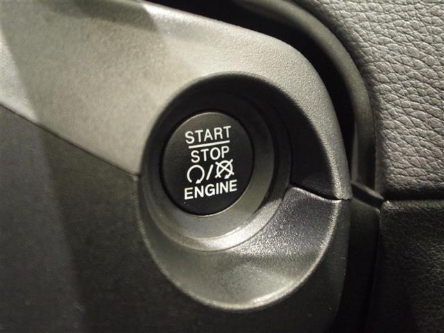 ジープ・コンパス リミテッド　Ｂｅａｔｓ　Ａｕｄｉｏプレミアムサウンドシステムスピーカー　アダプティブクルーズコントロール　車線逸脱警報プラス　前面衝突警報　ブラインドスポット　純正ナビ　ＡｐｐｌｅＣａｒＰｌａｙ（30枚目）