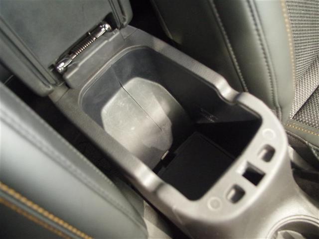 ジープ・コンパス リミテッド　Ｂｅａｔｓ　Ａｕｄｉｏプレミアムサウンドシステムスピーカー　アダプティブクルーズコントロール　車線逸脱警報プラス　前面衝突警報　ブラインドスポット　純正ナビ　ＡｐｐｌｅＣａｒＰｌａｙ（36枚目）