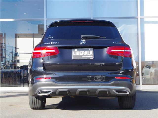 ＧＬＣ ＧＬＣ２２０ｄ　４マチックスポーツ　サンルーフ　レザーシート　Ｂｕｒｍｅｓｔｅｒサウンドシステム　純正ＨＤＤナビゲーション　ヘッドアップディスプレイ　レーダーセーフティパッケージ　３６０°カメラシステム（14枚目）