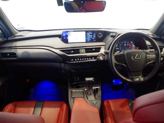 ＵＸ ＵＸ２００　Ｆスポーツ　ＴＲＤアンダーフルエアロ　レクサスセーフティ　衝突軽減ブレーキ　レーントレーシングアシスト　オートマチックハイビーム　レーダークルーズコントロール　ロードサインアシスト（42枚目）