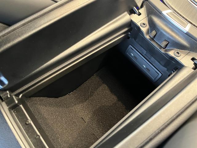 Ｅクラス Ｅ３５０ｅ　スポーツ　Ｂｕｒｍｅｓｔｅｒサウンドシステム　ヘッドアップディスプレイ　ＡＭＧライン　エクスクルーシブパッケージ　全席シートヒーター　本革シート　エアバランスパッケージ（37枚目）