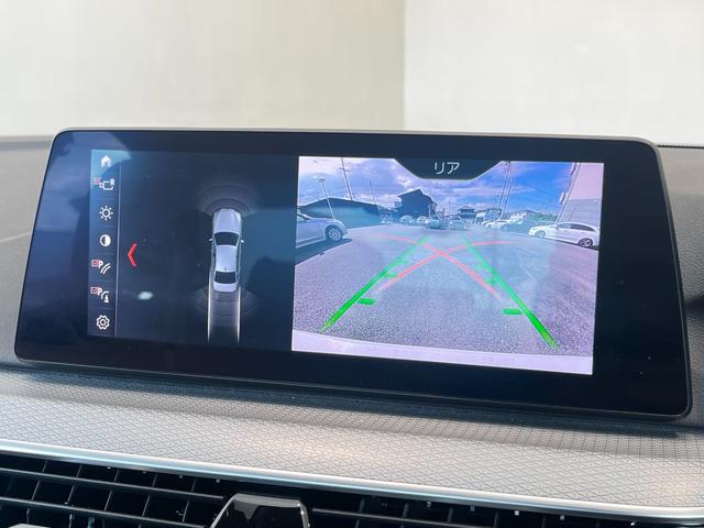 5シリーズ 523d xDrive Mスピリット ドライビングアシストプラス パーキングアシストプラス BMWヘッドアップディスプレイ LEDヘッドライト 電動フロントシート運転席メモリー機能付 純正ナビ TV DVD再生(6枚目)