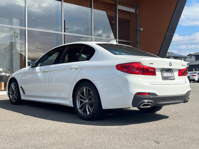5シリーズ 523d xDrive Mスピリット ドライビングアシストプラス パーキングアシストプラス BMWヘッドアップディスプレイ LEDヘッドライト 電動フロントシート運転席メモリー機能付 純正ナビ TV DVD再生(26枚目)