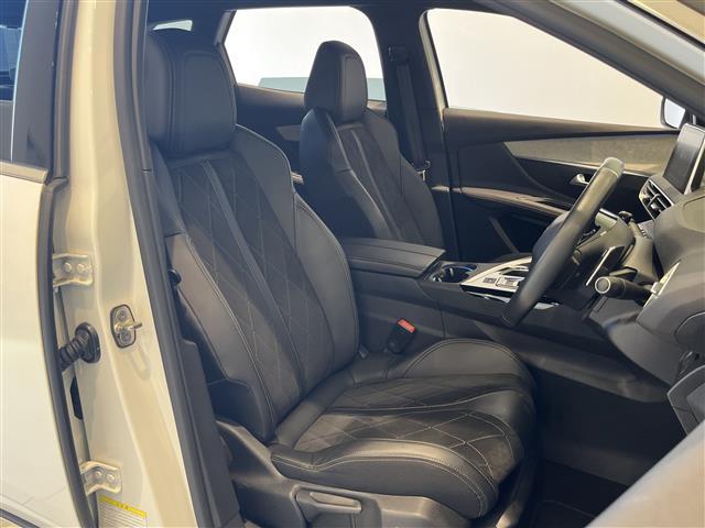 3008 GT ブルーHDi 8インチタッチスクリーン アクティブセーフティブレーキ ブレーキアシスト レーンキープアシスト アクティブクルーズコントロール フルLEDヘッドライト(4枚目)