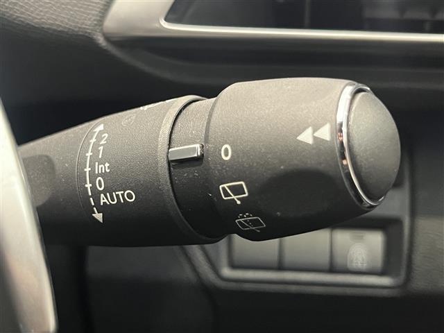 3008 GT ブルーHDi 8インチタッチスクリーン アクティブセーフティブレーキ ブレーキアシスト レーンキープアシスト アクティブクルーズコントロール フルLEDヘッドライト(26枚目)