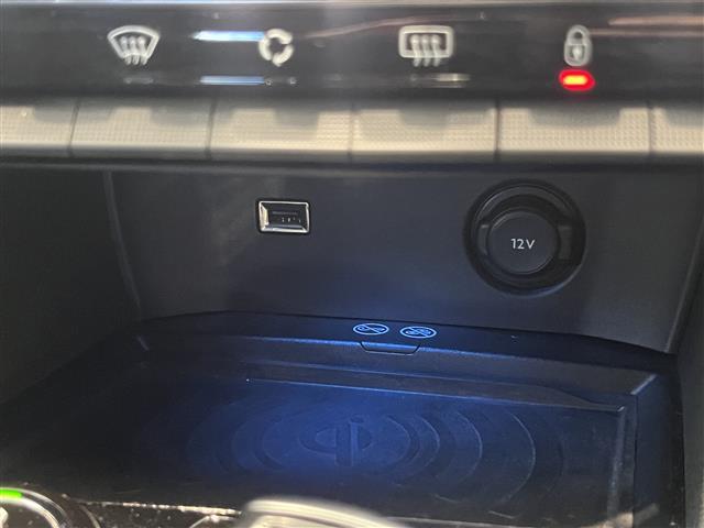 3008 GT ブルーHDi 8インチタッチスクリーン アクティブセーフティブレーキ ブレーキアシスト レーンキープアシスト アクティブクルーズコントロール フルLEDヘッドライト(30枚目)