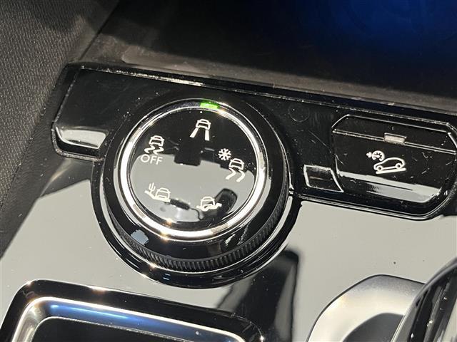 3008 GT ブルーHDi 8インチタッチスクリーン アクティブセーフティブレーキ ブレーキアシスト レーンキープアシスト アクティブクルーズコントロール フルLEDヘッドライト(31枚目)