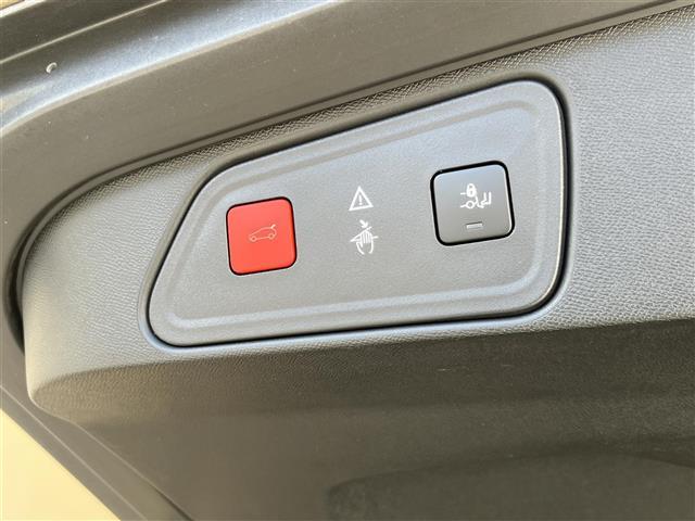 3008 GT ブルーHDi 8インチタッチスクリーン アクティブセーフティブレーキ ブレーキアシスト レーンキープアシスト アクティブクルーズコントロール フルLEDヘッドライト(37枚目)