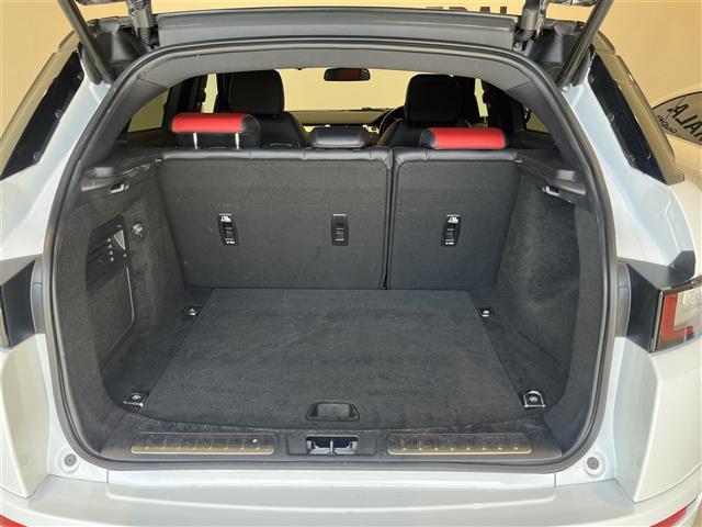 レンジローバーイヴォーク HSEダイナミック ブラックデザインパック パノラミックグラスルーフ MERIDIA ACC 360°パークアシスト レーンデパーチャーワーニング パワーシート LED シートヒーター パワーテールゲート(16枚目)