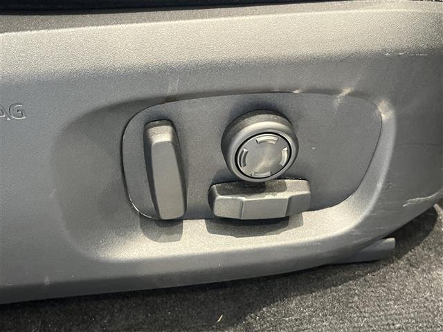 レンジローバーイヴォーク HSEダイナミック ブラックデザインパック パノラミックグラスルーフ MERIDIA ACC 360°パークアシスト レーンデパーチャーワーニング パワーシート LED シートヒーター パワーテールゲート(30枚目)