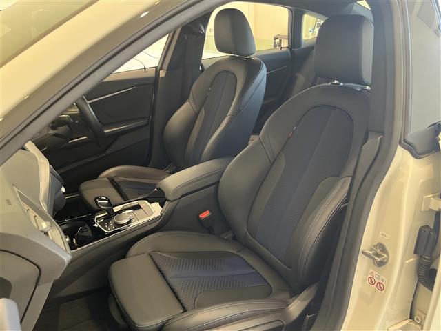 ２シリーズ ２１８ｄグランクーペ　Ｍスポーツ　ナビゲーションパッケージ　ドライビングアシスト　パーキングアシスト　リアビューカメラ（6枚目）