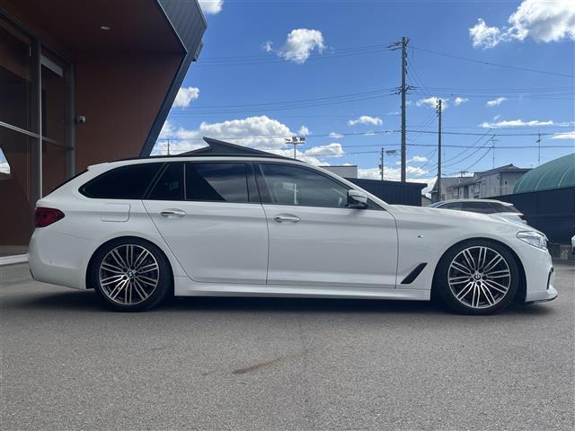 5シリーズ 523dツーリング Mスポーツ ハイラインパッケージ レザーシート イノベーションパッケージ ディスプレイキー 純正ナビ TV Bluetooth 全方位カメラ アンビエントライト アダプティブLEDヘッドライト(19枚目)