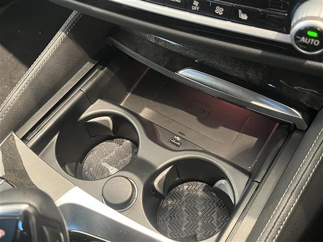 5シリーズ 523dツーリング Mスポーツ ハイラインパッケージ レザーシート イノベーションパッケージ ディスプレイキー 純正ナビ TV Bluetooth 全方位カメラ アンビエントライト アダプティブLEDヘッドライト(38枚目)