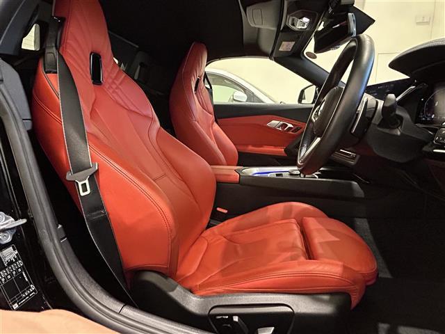 Z4 sDrive20i Mスポーツ ドライビングアシスト レーンディパーチャーウォーニング レーンチェンジウォーニング クロストラフィックウォーニング リヤビューカメラ予想進路表示機能付(10枚目)