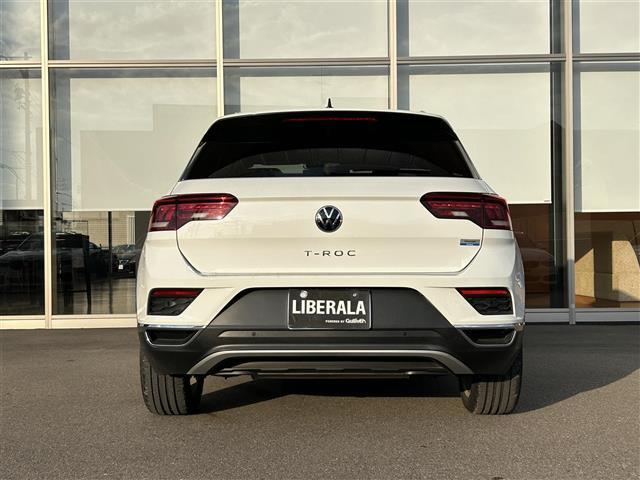 Ｔ－ロック ＴＤＩ　スポーツ　Ａｐｐｌｅｃａｒｐｌａｙ　Ｖｏｌｋｓｗａｇｅｎオールインセーフティ　リアビューカメラ　アダプティブクルーズコントロール　ＬＥＤヘッドライト（14枚目）