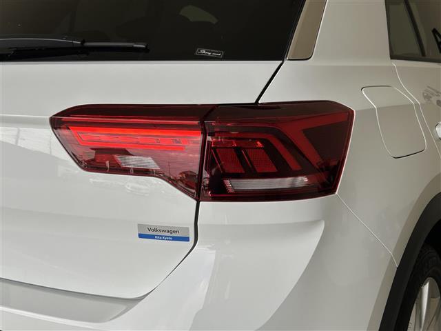 Ｔ－ロック ＴＤＩ　スポーツ　Ａｐｐｌｅｃａｒｐｌａｙ　Ｖｏｌｋｓｗａｇｅｎオールインセーフティ　リアビューカメラ　アダプティブクルーズコントロール　ＬＥＤヘッドライト（22枚目）