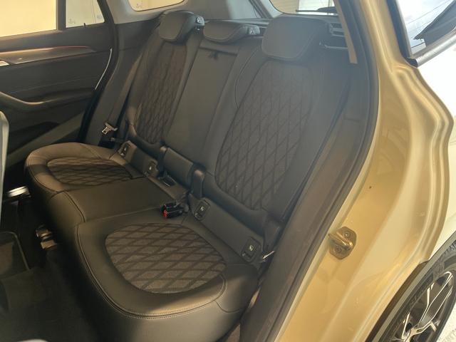 Ｘ１ ｘＤｒｉｖｅ　１８ｄ　ｘライン　アドバンスドアクティブセーフティパッケージドライビングアシストプラス　アクティブクルーズコントロール　ストップゴー機能付コンフォートパッケージ　スライディング・リヤ・シート　電動フロント・シート（44枚目）