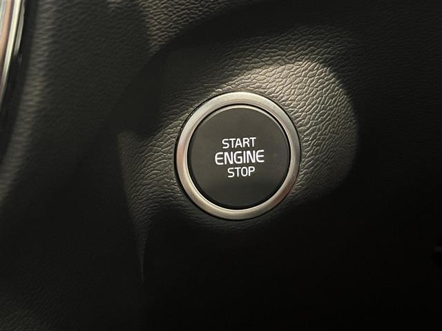 ＸＣ４０ Ｔ５　ＡＷＤ　Ｒデザイン　１ｓｔＥＤ　３００台限定車サンルーフｈａｒｍａｎ／ｋａｒｄｏｎ全車速追従機能付ＡＣＣパイロットアシスト（車線維持支援機能）レーンキーピングエイドフロントシートヒーター電動リアゲートパワーシート（39枚目）