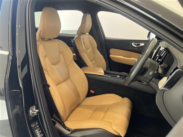 ＸＣ６０ Ｂ５　ＡＷＤ　インスクリプション　クライメートパッケージリアシートヒーターステアリングホイールヒーターネットポケット（トンネルコンソール）全車速追従機能ＡＣＣパイロット・アシスト（車線維持支援機能）ｈａｒｍａｎ／ｋａｒｄｏｎ（12枚目）