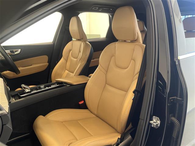 ＸＣ６０ Ｂ５　ＡＷＤ　インスクリプション　クライメートパッケージリアシートヒーターステアリングホイールヒーターネットポケット（トンネルコンソール）全車速追従機能ＡＣＣパイロット・アシスト（車線維持支援機能）ｈａｒｍａｎ／ｋａｒｄｏｎ（15枚目）