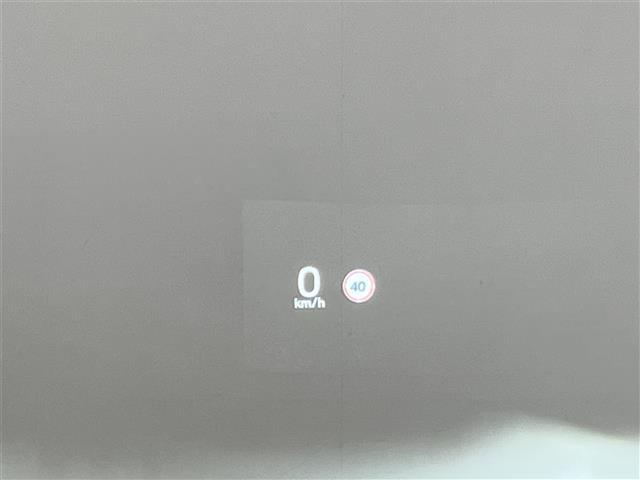 ＸＣ６０ Ｂ５　ＡＷＤ　インスクリプション　クライメートパッケージリアシートヒーターステアリングホイールヒーターネットポケット（トンネルコンソール）全車速追従機能ＡＣＣパイロット・アシスト（車線維持支援機能）ｈａｒｍａｎ／ｋａｒｄｏｎ（28枚目）