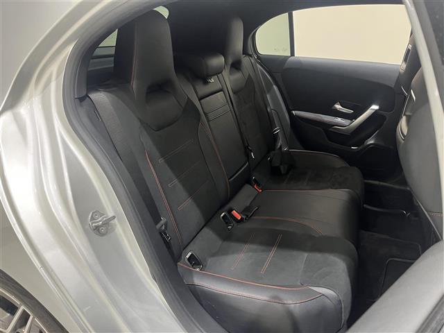 Ａクラス Ａ１８０　スタイル　ＡＭＧライン　レーダーセーフティーパッケージナビゲーションパッケージＡＭＧスタイリングパッケージアクティブディスタンスアシストディストロニックアクティブブレーキアシストアクティブレーンキーピングアシスト（12枚目）