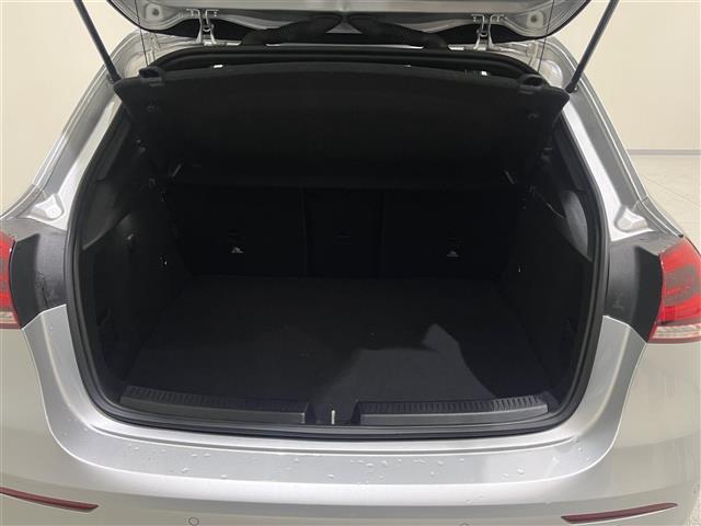 Ａクラス Ａ１８０　スタイル　ＡＭＧライン　レーダーセーフティーパッケージナビゲーションパッケージＡＭＧスタイリングパッケージアクティブディスタンスアシストディストロニックアクティブブレーキアシストアクティブレーンキーピングアシスト（15枚目）