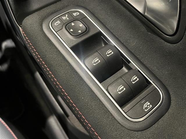 Ａクラス Ａ１８０　スタイル　ＡＭＧライン　レーダーセーフティーパッケージナビゲーションパッケージＡＭＧスタイリングパッケージアクティブディスタンスアシストディストロニックアクティブブレーキアシストアクティブレーンキーピングアシスト（43枚目）