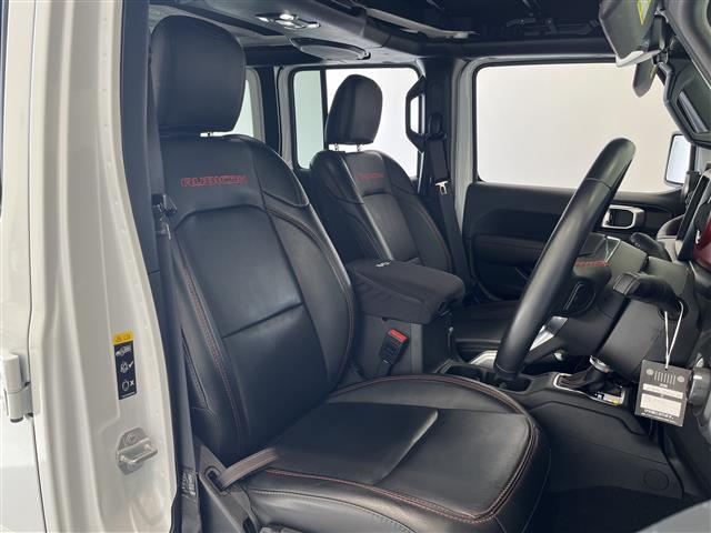 ジープ・ラングラーアンリミテッド ルビコン　Ｂｅｓｔｏｐソフトトップ　純正ナビ　ＴＶ　ＢＴ　ＡｐｐｌｅＣａｒＰｌａｙ　Ａｎｄｒｏｉｄ　Ａｕｔｏ　アダプティブクルーズコントロール　ブラインドスポットミニター（7枚目）