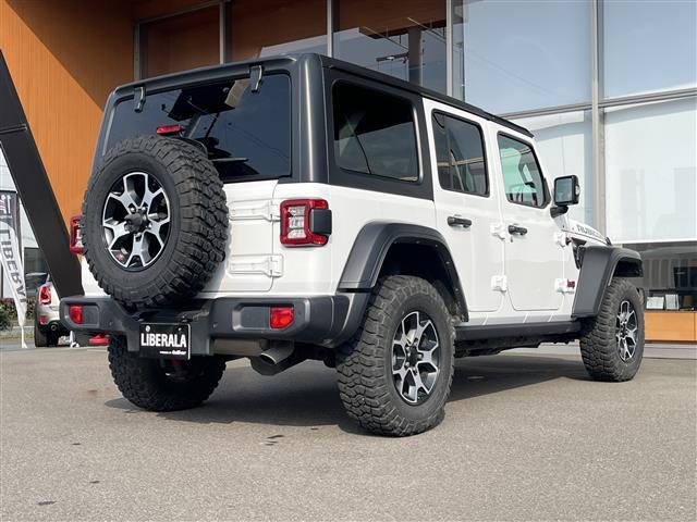 ジープ・ラングラーアンリミテッド ルビコン　Ｂｅｓｔｏｐソフトトップ　純正ナビ　ＴＶ　ＢＴ　ＡｐｐｌｅＣａｒＰｌａｙ　Ａｎｄｒｏｉｄ　Ａｕｔｏ　アダプティブクルーズコントロール　ブラインドスポットミニター（21枚目）