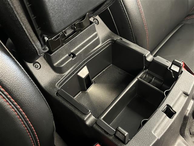 ジープ・ラングラーアンリミテッド ルビコン　Ｂｅｓｔｏｐソフトトップ　純正ナビ　ＴＶ　ＢＴ　ＡｐｐｌｅＣａｒＰｌａｙ　Ａｎｄｒｏｉｄ　Ａｕｔｏ　アダプティブクルーズコントロール　ブラインドスポットミニター（37枚目）