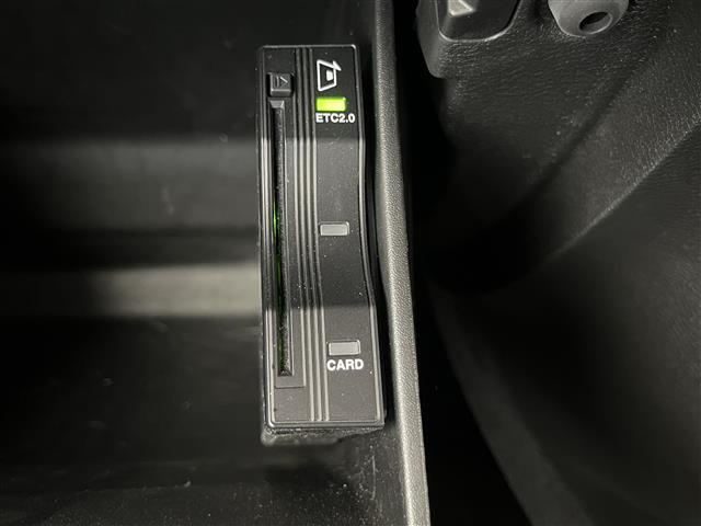 ジープ・ラングラーアンリミテッド ルビコン　Ｂｅｓｔｏｐソフトトップ　純正ナビ　ＴＶ　ＢＴ　ＡｐｐｌｅＣａｒＰｌａｙ　Ａｎｄｒｏｉｄ　Ａｕｔｏ　アダプティブクルーズコントロール　ブラインドスポットミニター（41枚目）