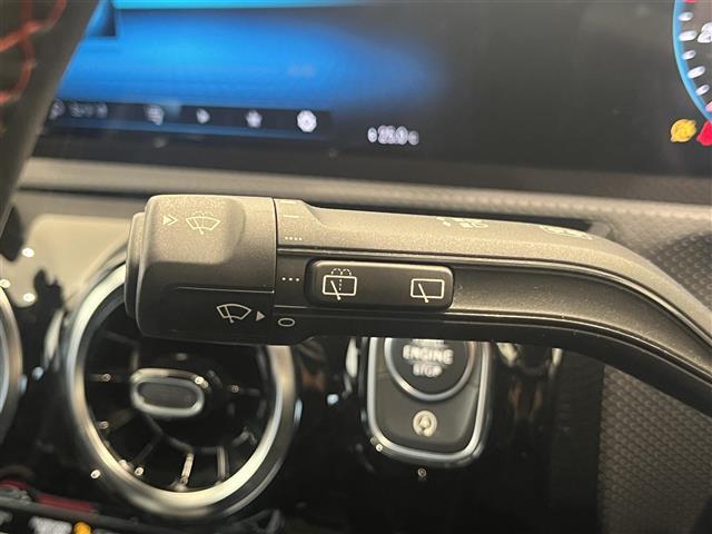 Aクラス A180 AMGライン ナビゲーションパッケージ レーダーセーフティパッケージ メモリー機能付きパワーシート シートヒーター パーキングアシストリアビューカメラ ETC ドライブレコーダー(24枚目)