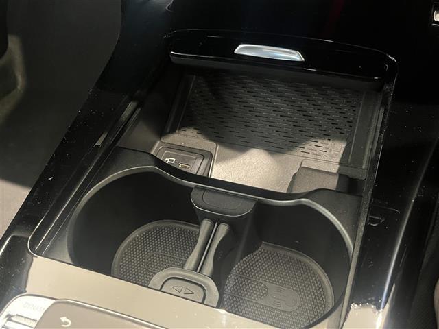 Aクラス A180 AMGライン ナビゲーションパッケージ レーダーセーフティパッケージ メモリー機能付きパワーシート シートヒーター パーキングアシストリアビューカメラ ETC ドライブレコーダー(33枚目)